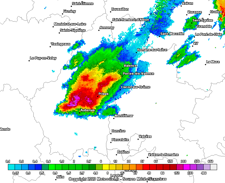 Images radar de la supercellule dans la Drôme le mercredi 12 juillet 2023 de 19h à 20h