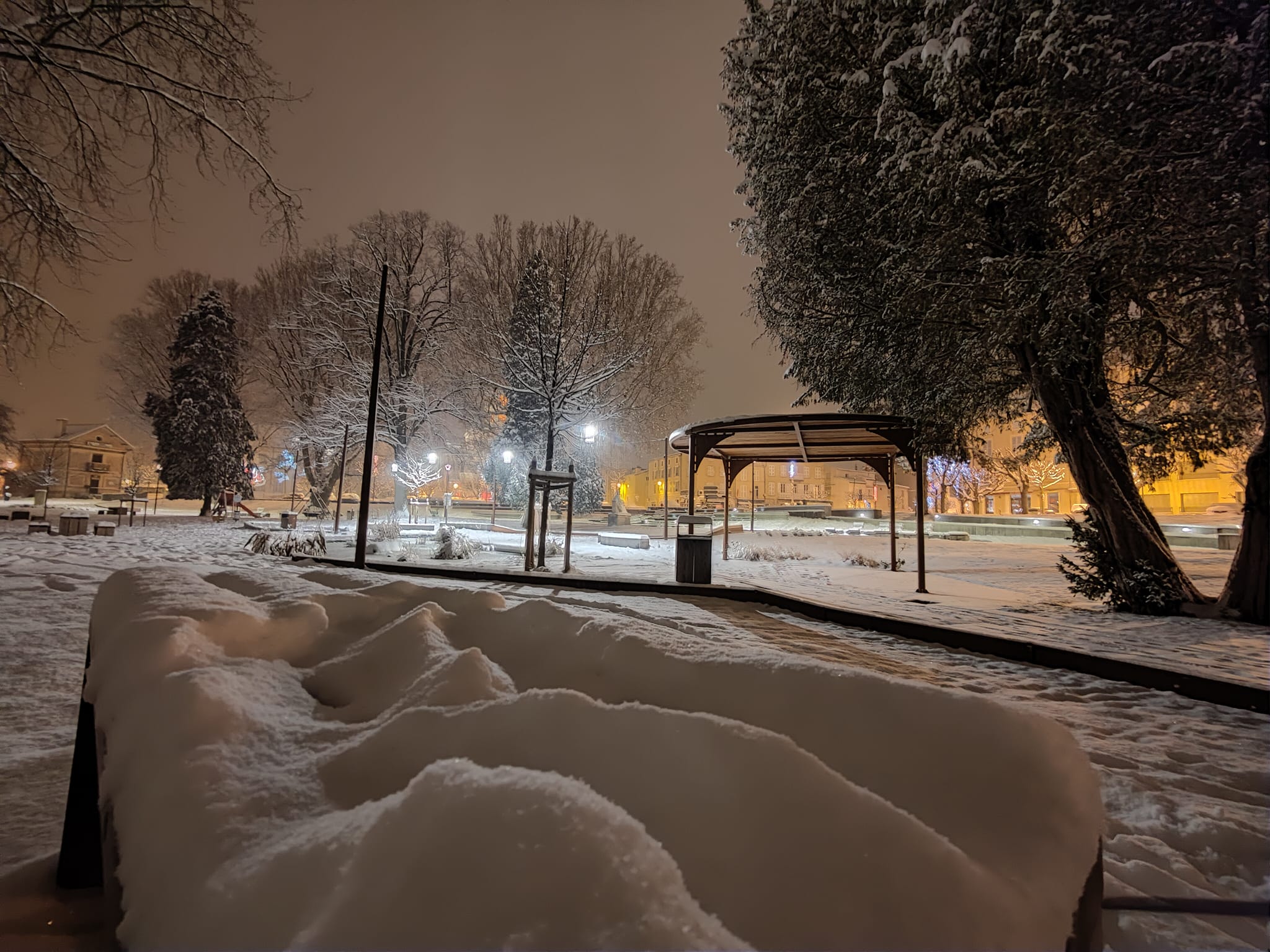14 cm de neige à Issoire (03) dans la nuit du 10 au 11 janvier 2024