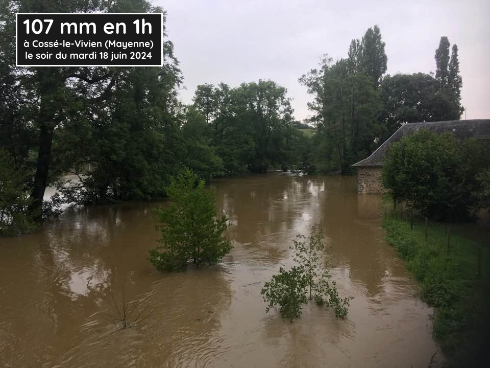 Inondations après un orage diluvien à Cossé-le-Vivien le mardi 18 juin 2024