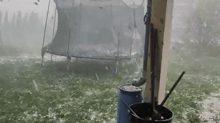 Très gros grêlons sous orage à Capens (31) ce lundi 19 mai 2025