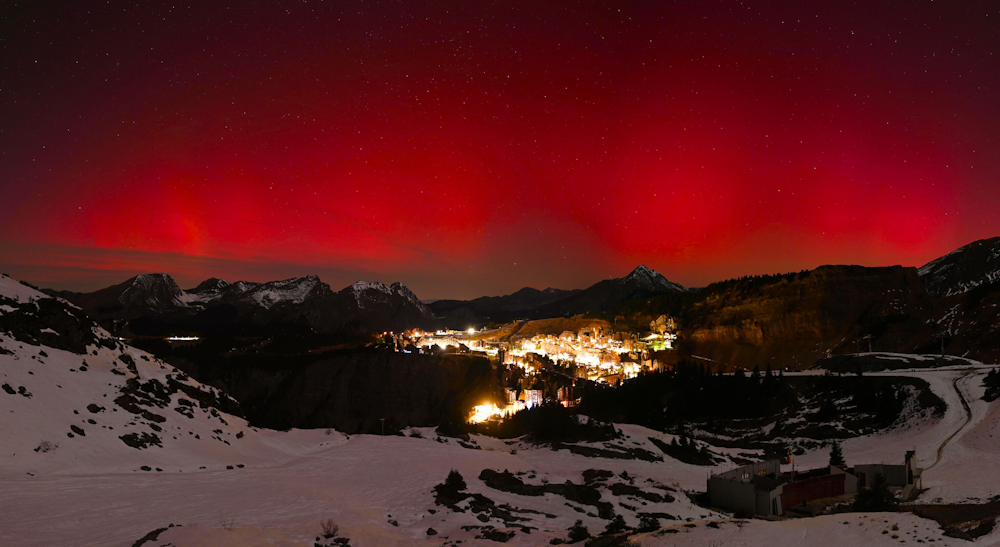 Aurores boréales depuis Avoriaz (74) ce mercredi 12 novembre 2025