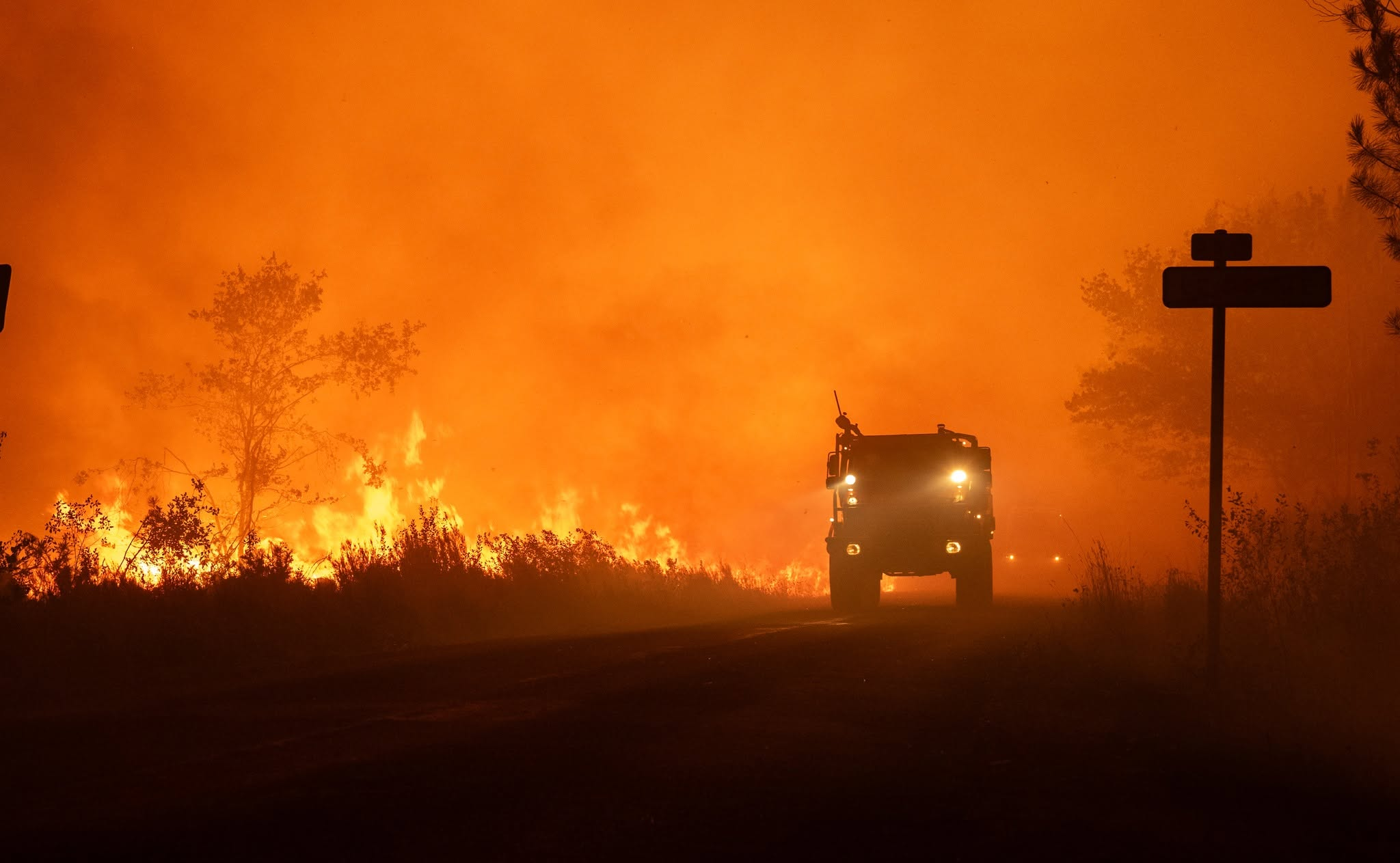 Violent incendie dans le secteur du Porge (33) en nuit du vendredi 24 juillet 2026